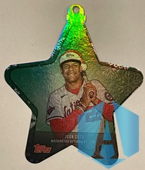 2021 Topps Walmart Holiday Star Ornament Die Cut Juan Soto #WHO-JS